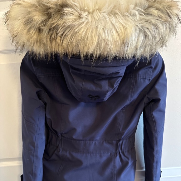 TNA Bancroft Parka - Picture 2 of 16